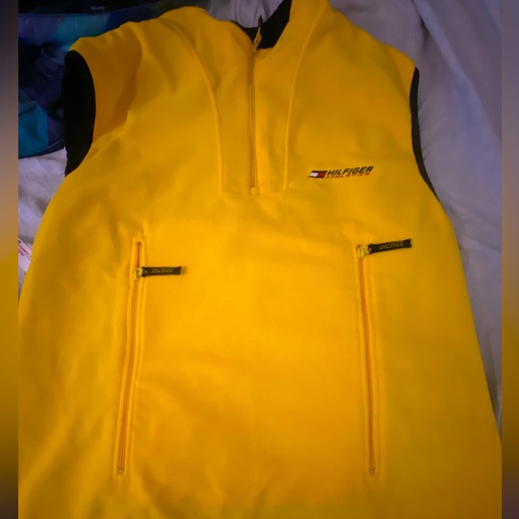 NWT Y2K Vintage Tommy Hilfiger Athletics Reversible Vest. - Picture 2 of 4